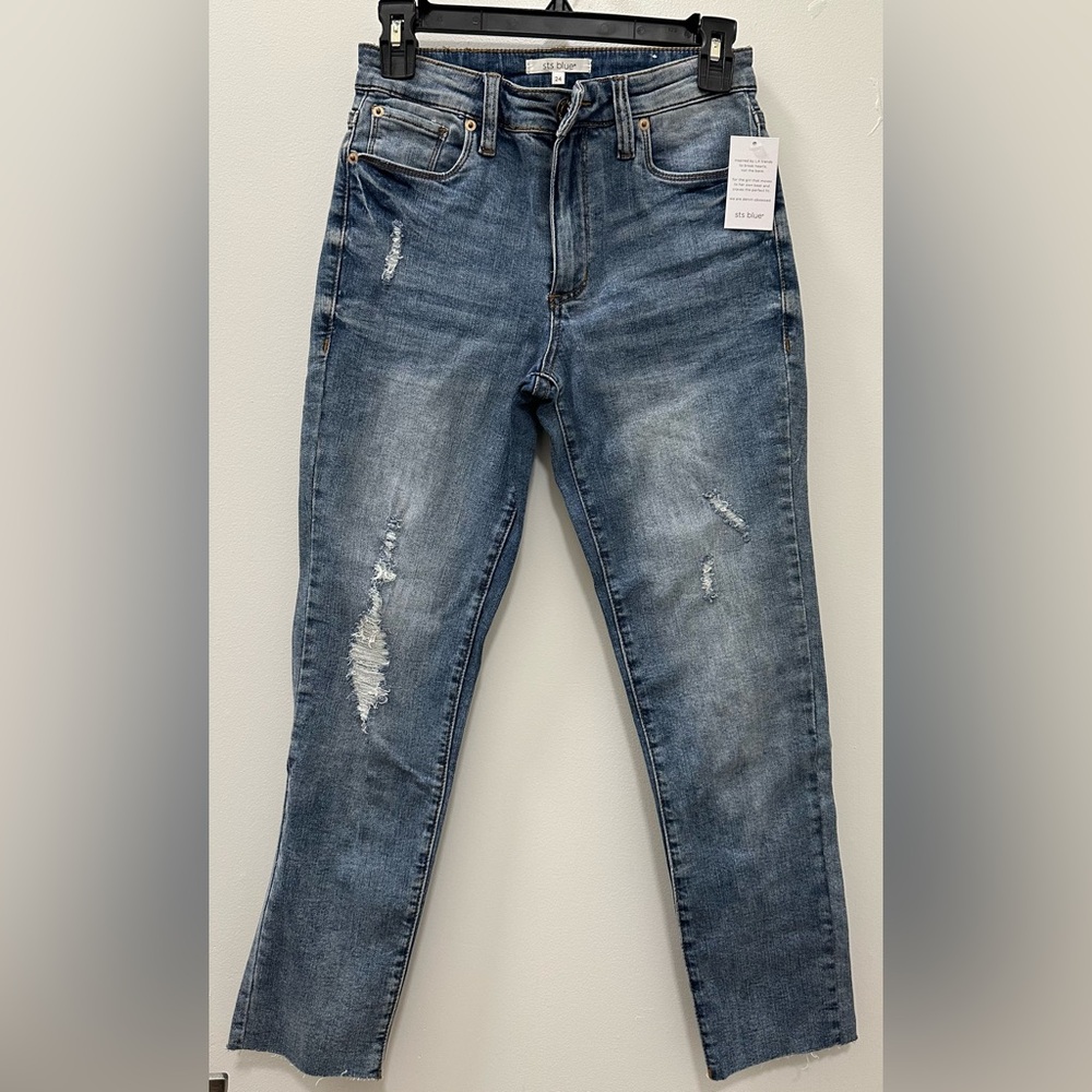 NWT - STS Blue Jeans Size 24 (inseam approx. 26)